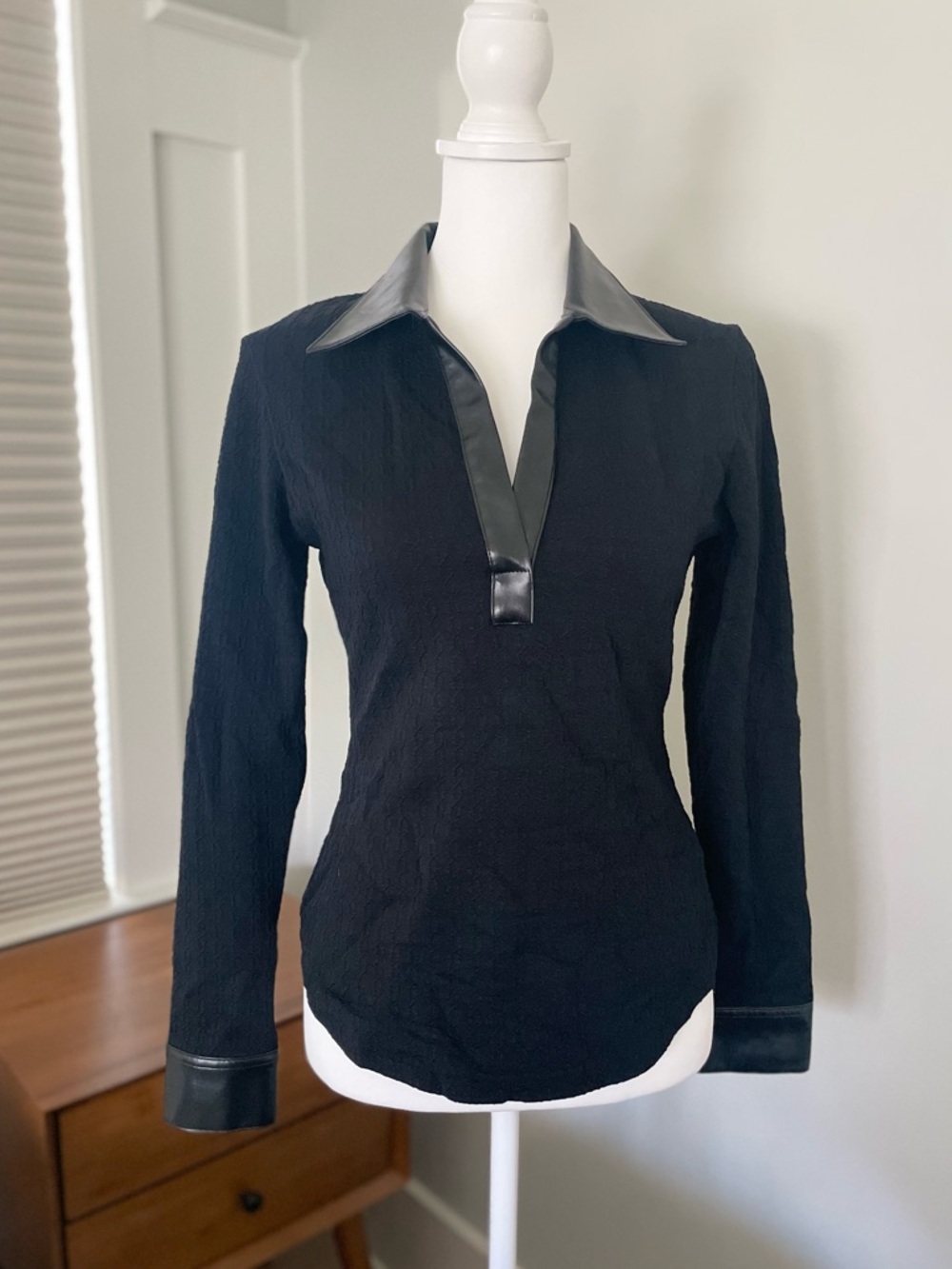 Rare VTG Rayure Paris Black Long-Sleeve Stretch Collared Blouse w Faux Leather